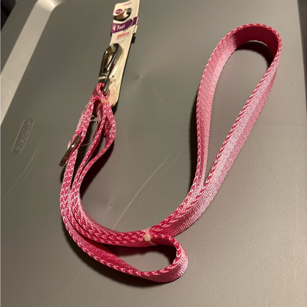 Pink Dog Leash - Picture 1 of 2